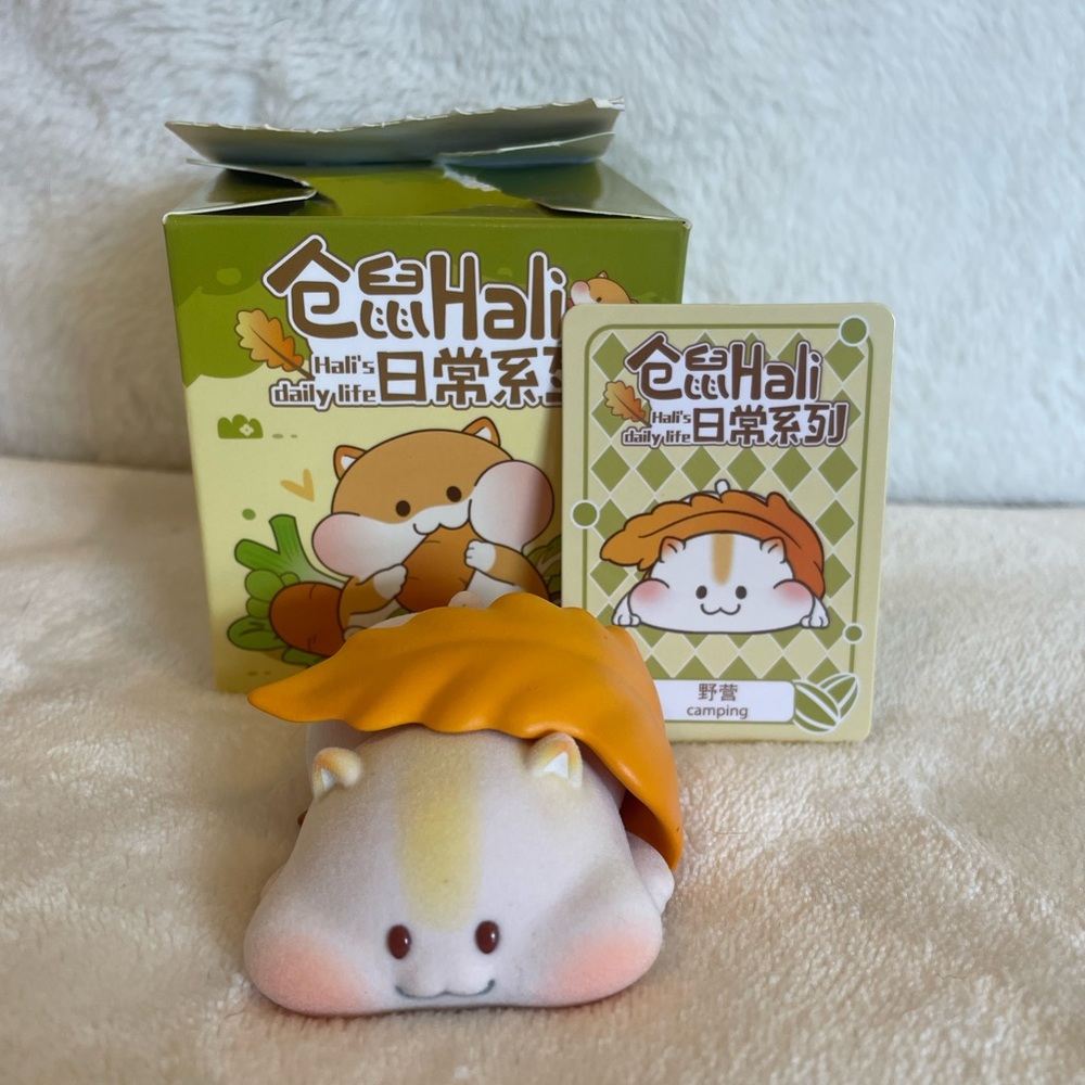 Hali’s daily life Hamster Figurine